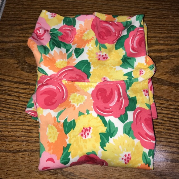 Studio II TurtleNeck top - Picture 5 of 5